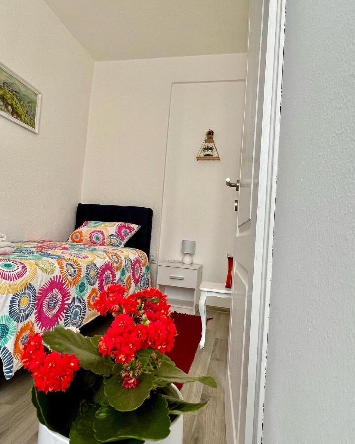M Apartman Foca Dış mekan fotoğraf
